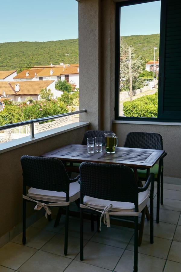 Apartment Punat Exterior photo