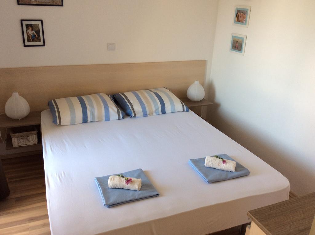 Apartment Punat Room photo